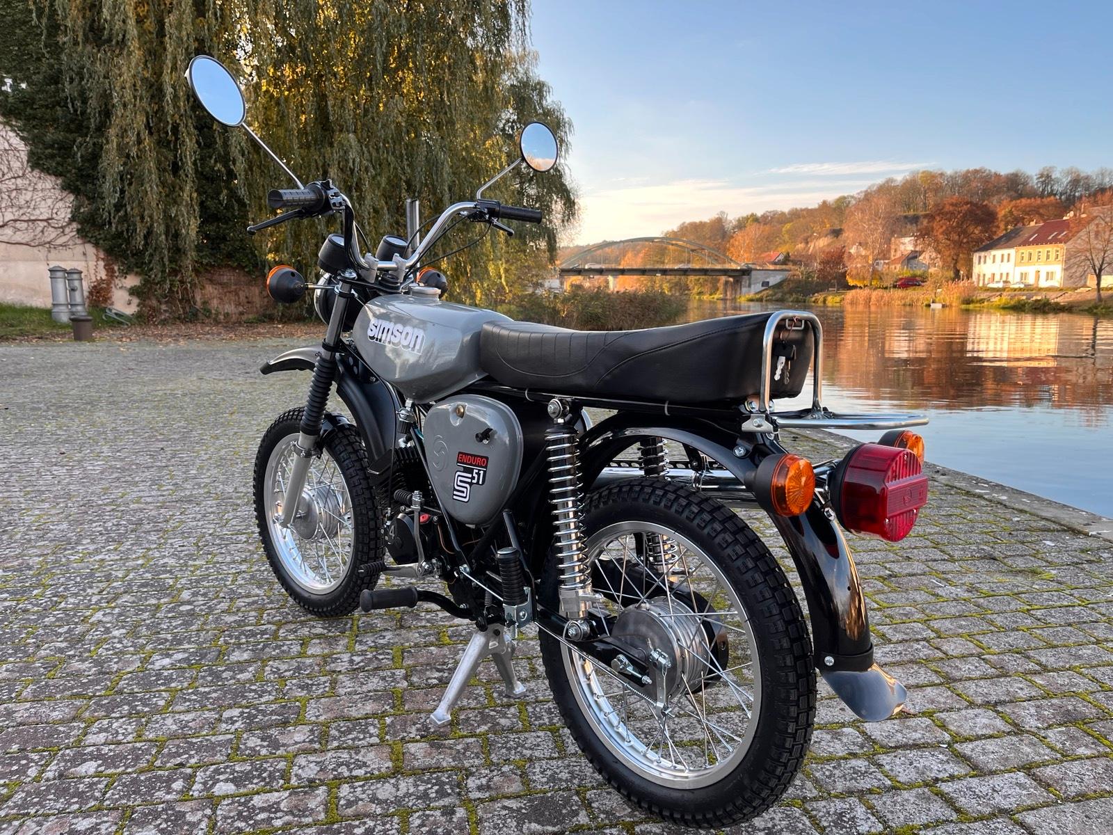 Simson S51 Mausgrau Schwarzer Motor Neuaufbau - Image 5