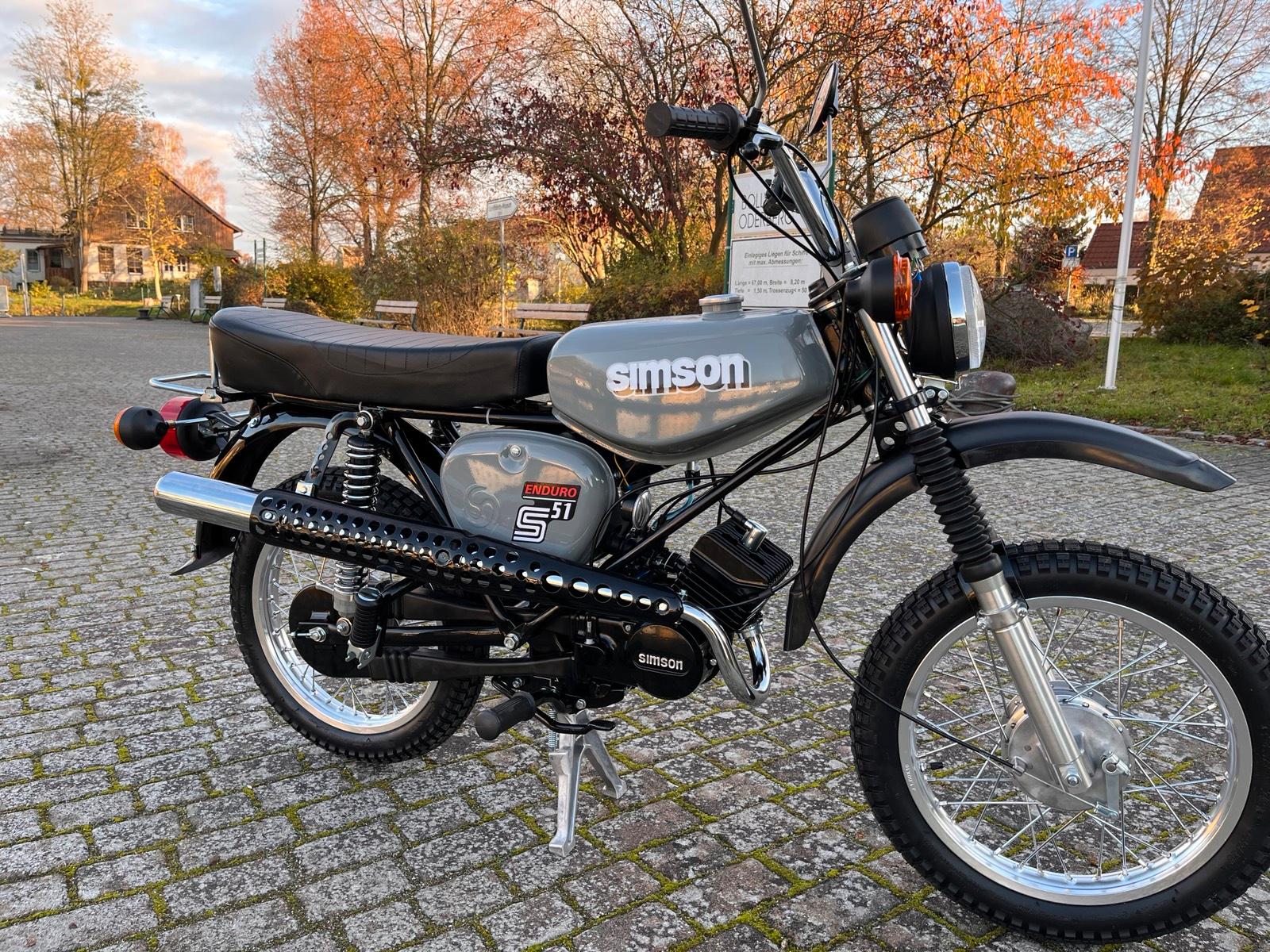 Simson S51 Mausgrau Schwarzer Motor Neuaufbau - Image 11