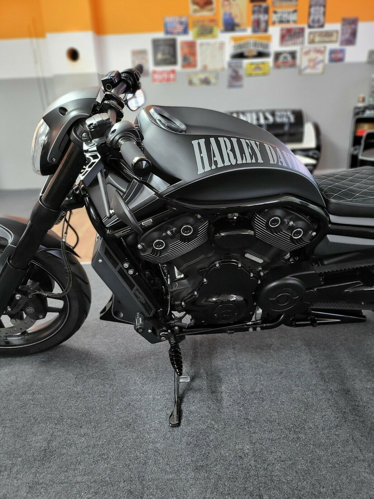 2016 Harley-Davidson VRSCDX Night Rod Custom