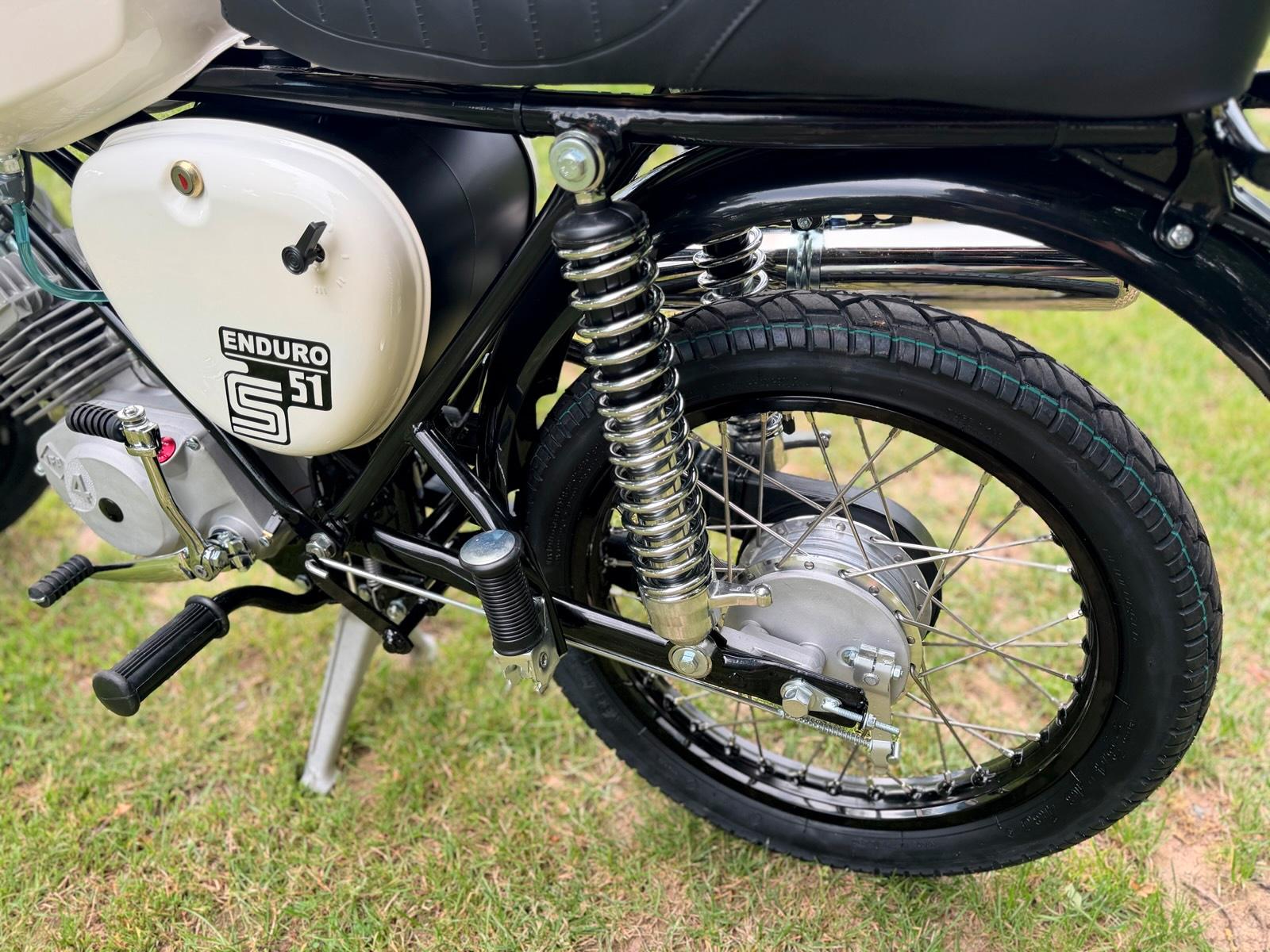 1989 Simson S51 Enduro Neuaufbau 4 Gang Vape „Style Edition“ - Image 3